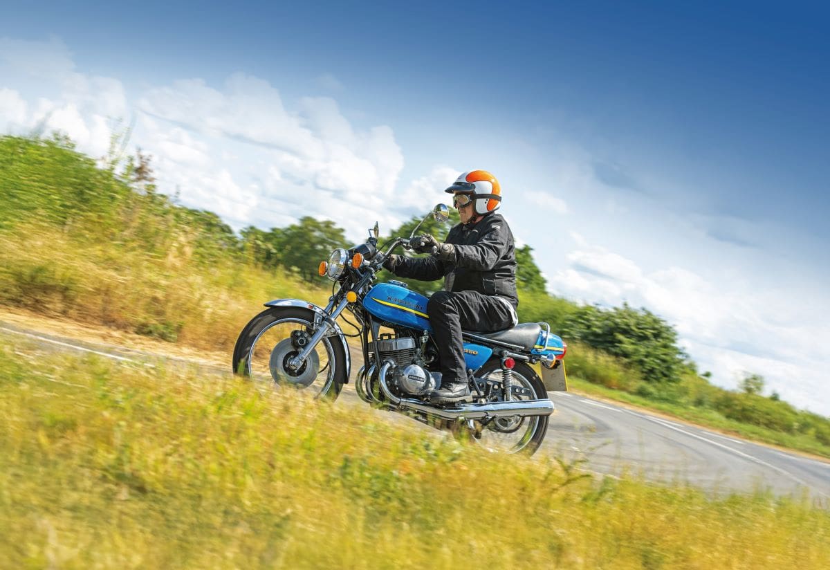 Classic Ride: Kawasaki S2 350 | Classic Bike Hub