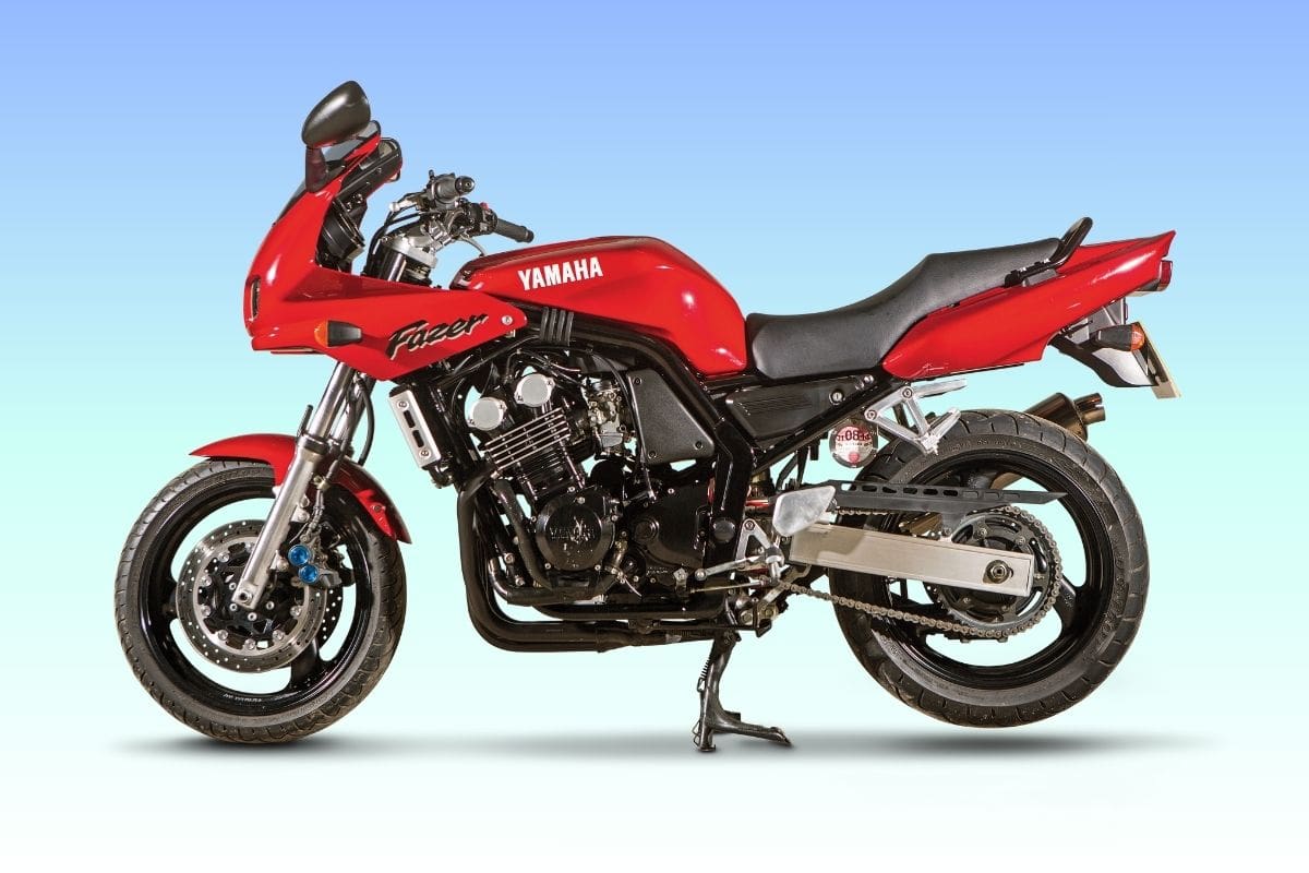Yamaha's Fazer 600 punches above its weight | Classic Bike Hub